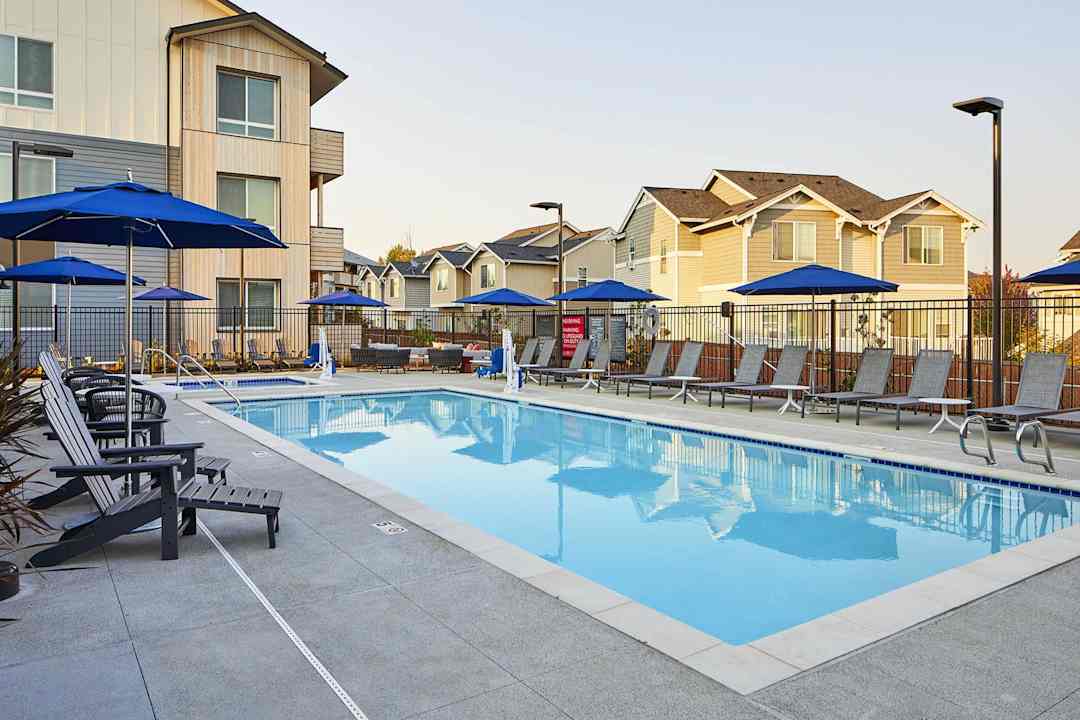 helm apartments everett wa 98208