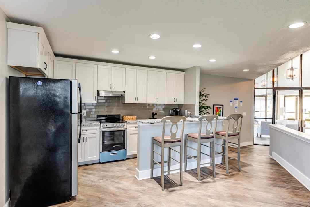 deercross apartments 7007 deer path dr indianapolis in apartments for rent rent com