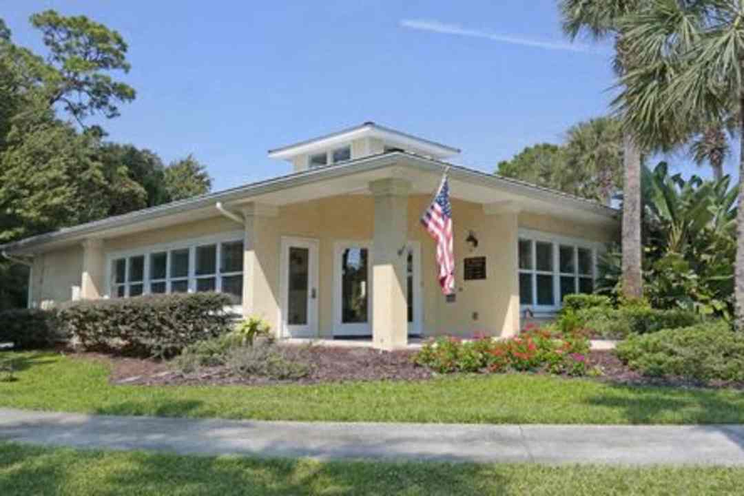 Atlantica Apartments 2760 Mayport Rd Atlantic Beach Fl Apartments For Rent Rent Com