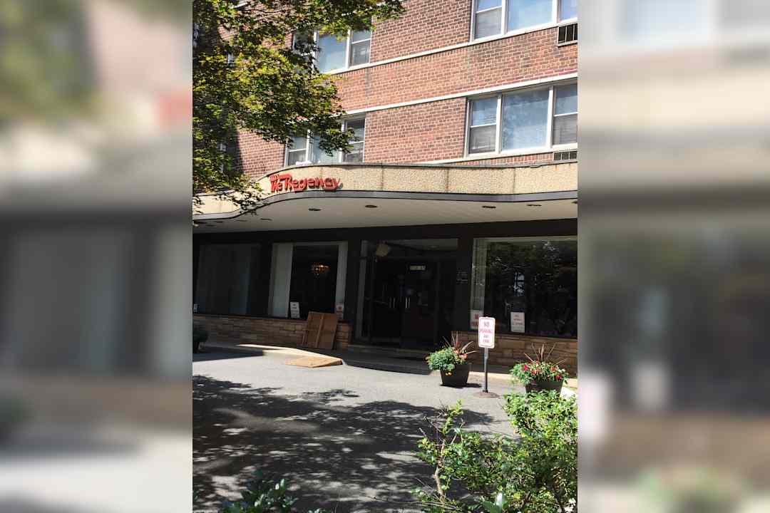 regency apartments queens village ny 11427
