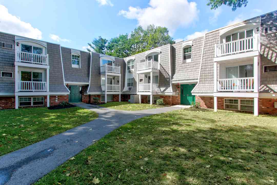 Glenbrook At Rocky Hill 100 Robinson Rd Rocky Hill Ct Apartments For Rent Rent Com