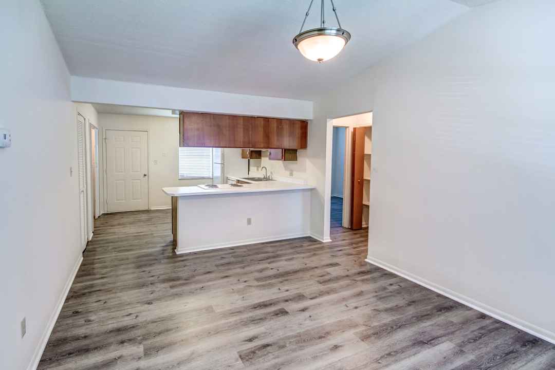2 Bedroom, 1 Bathroom Model A