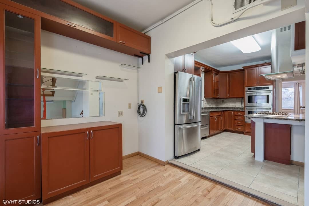3119 N Oakley Ave #2 Apartments - Chicago, IL 60618