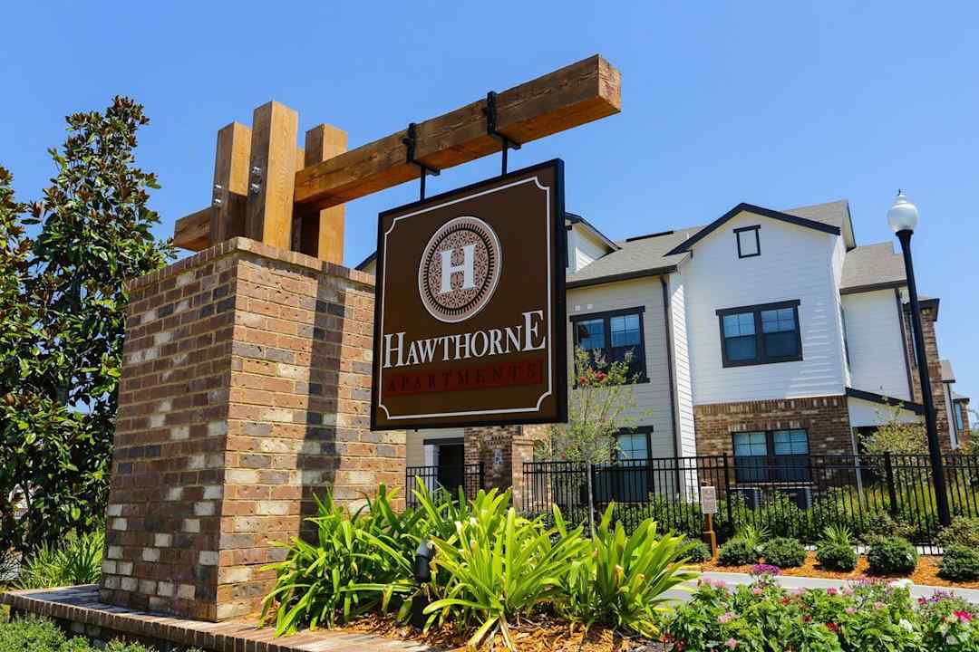 The Hawthorne 8150 Point Meadows Dr Jacksonville Fl Apartments For Rent Rent Com