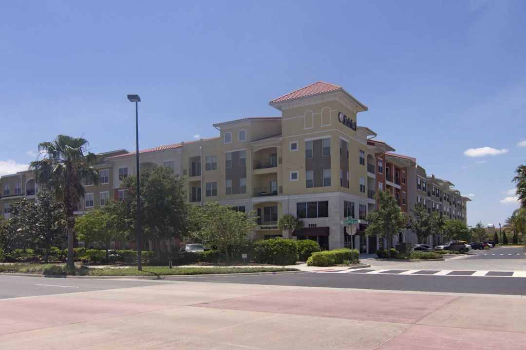 the district on universal apartments orlando fl 32819