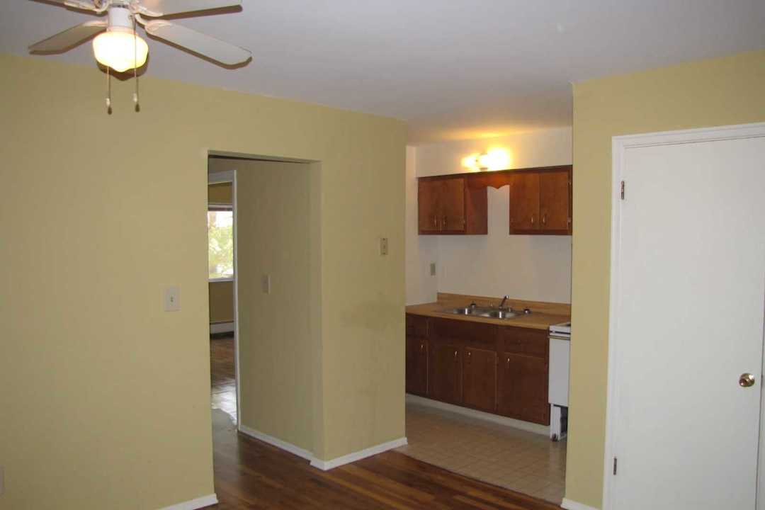 Falcon Crest Apartments - Milford Oh 45150