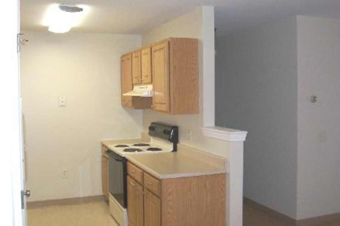 Hillside Village Apartments - 17 Convent Hill Rd Ware Ma Apartments For Rent Rentcom