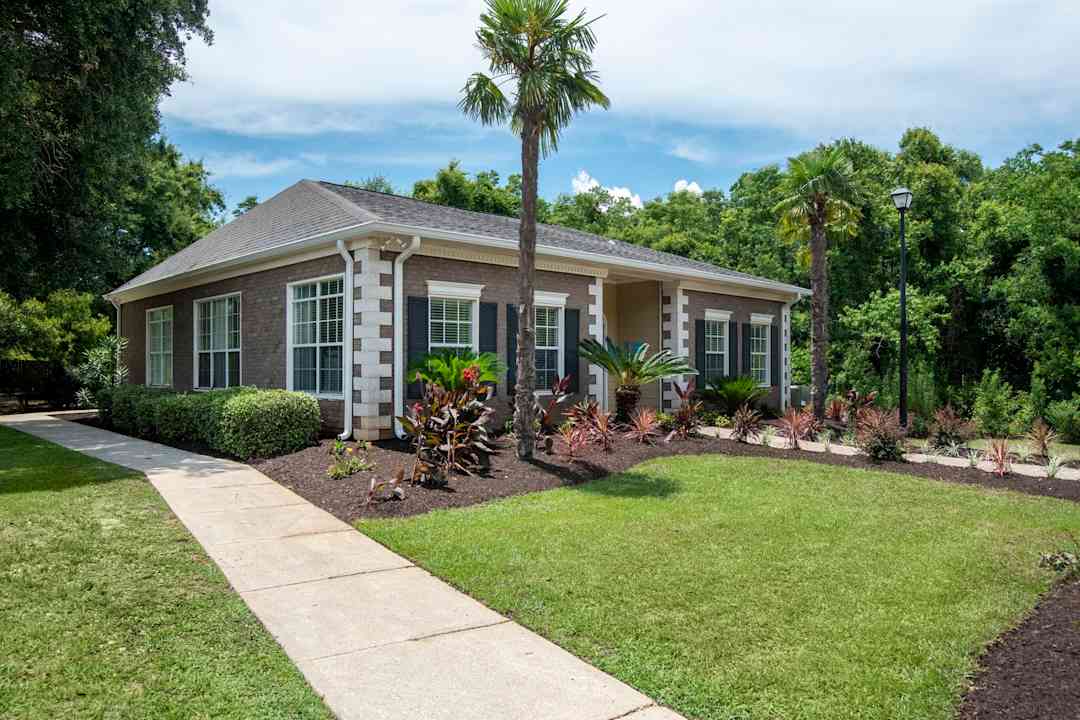 The Grande View Apartments - Biloxi Ms 39531