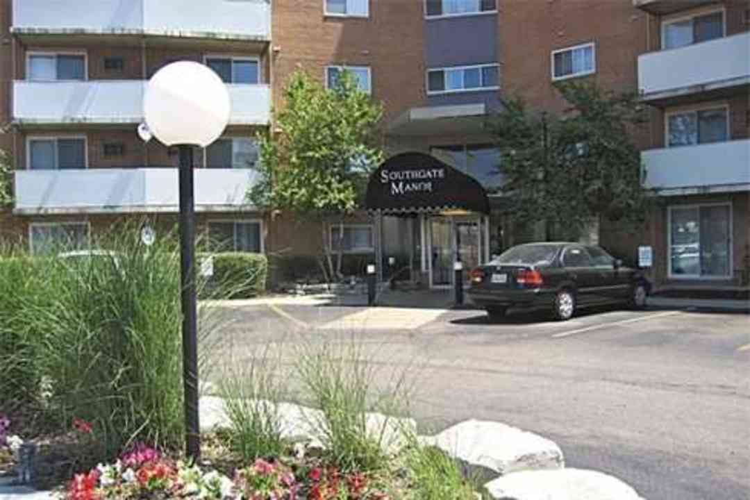 mcm southgate manor apartments bedford heights oh 44146
