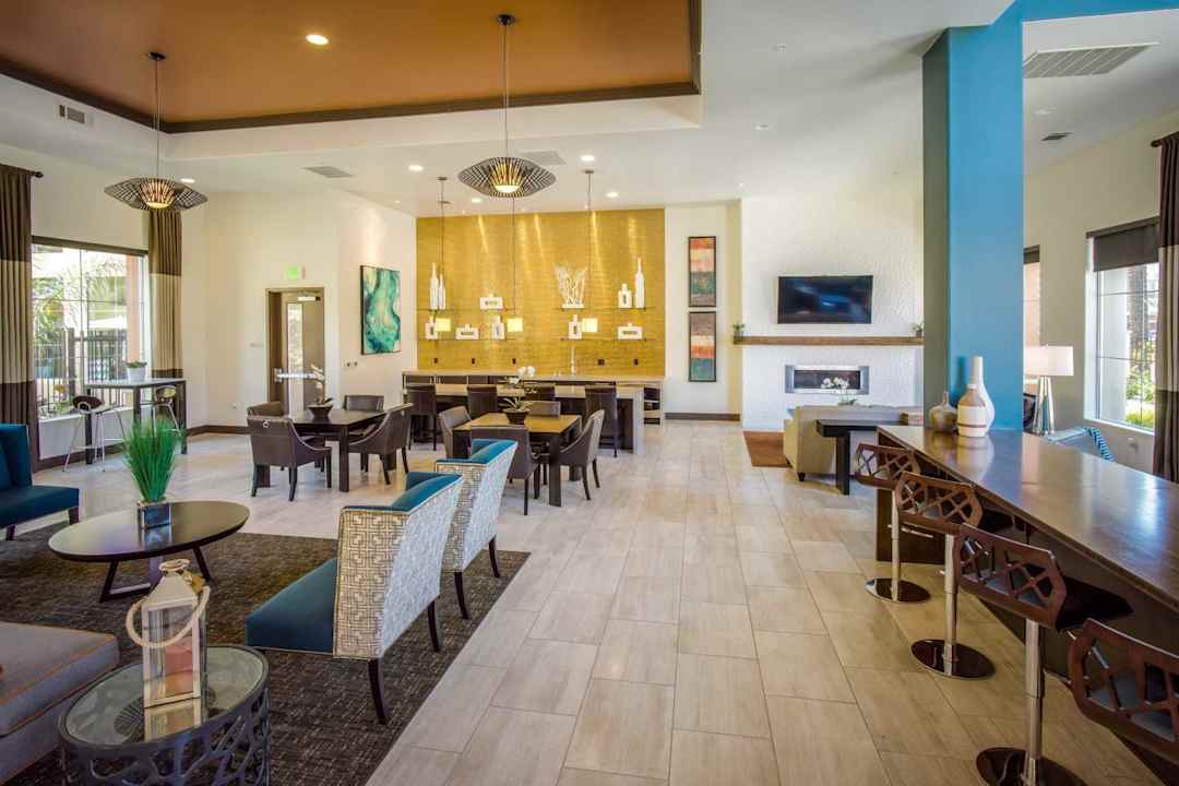 La Moraga Apartments 5822 Charlotte Dr San Jose Ca Apartments For Rent Rent Com