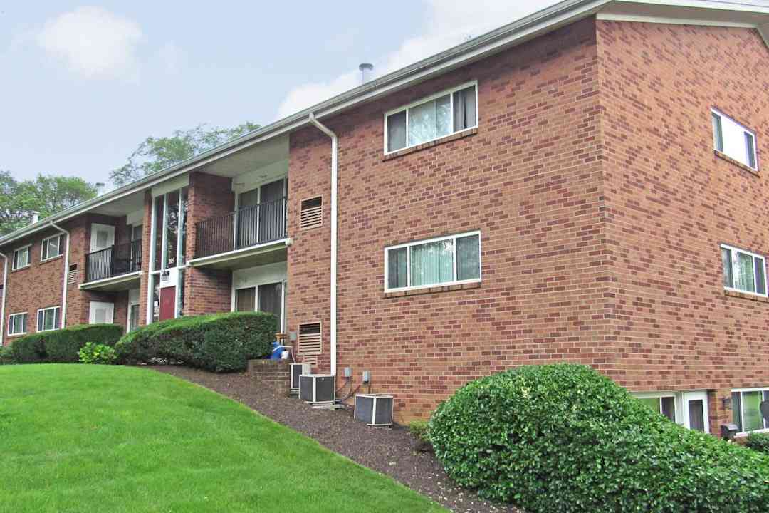 East Park Gardens Apartments - Harrisburg Pa 17111