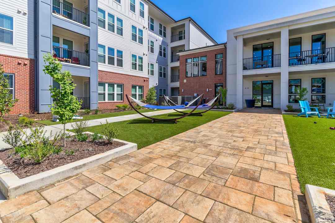 Mosby at Bridge Street Apartments Huntsville, AL 35806