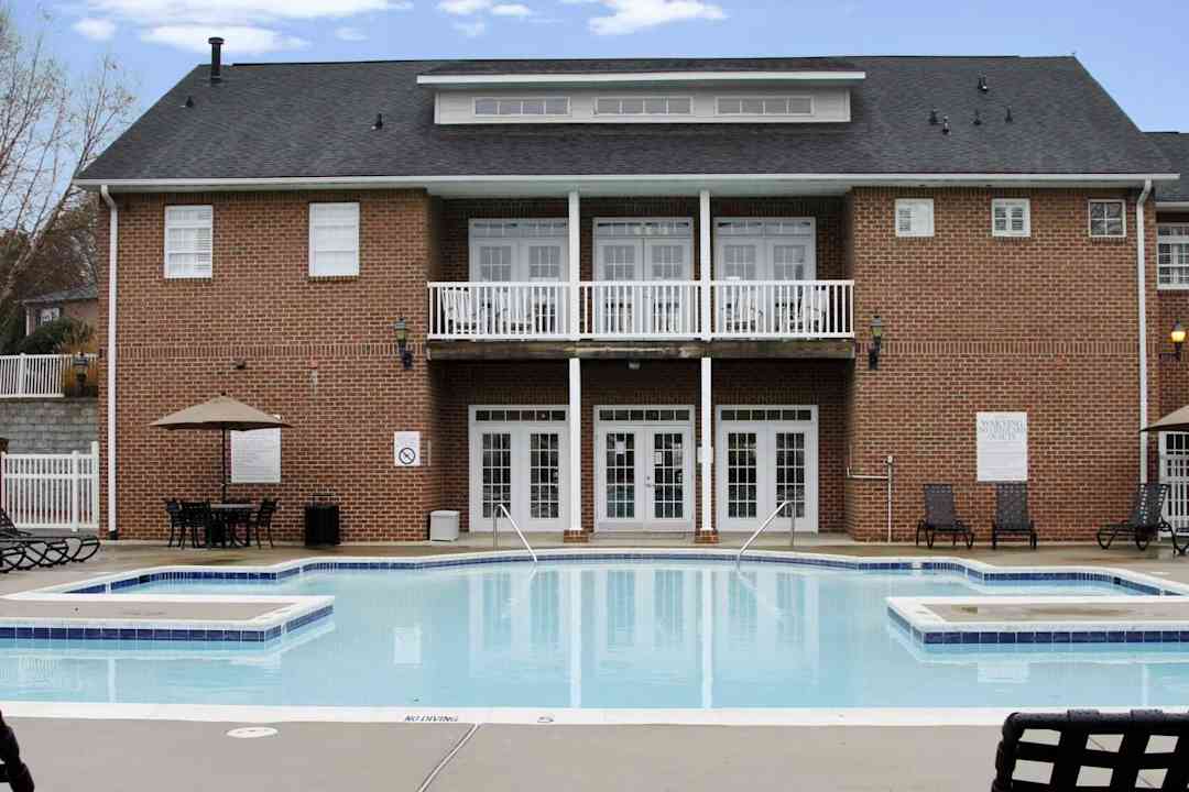 abbotts creek apartments