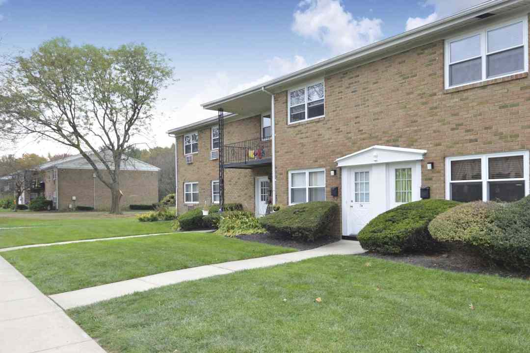 Princeton Arms Apartments