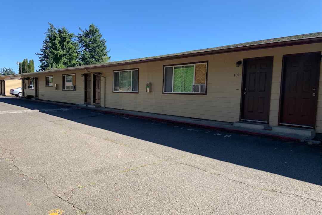 cedar tree apartments medford oregon