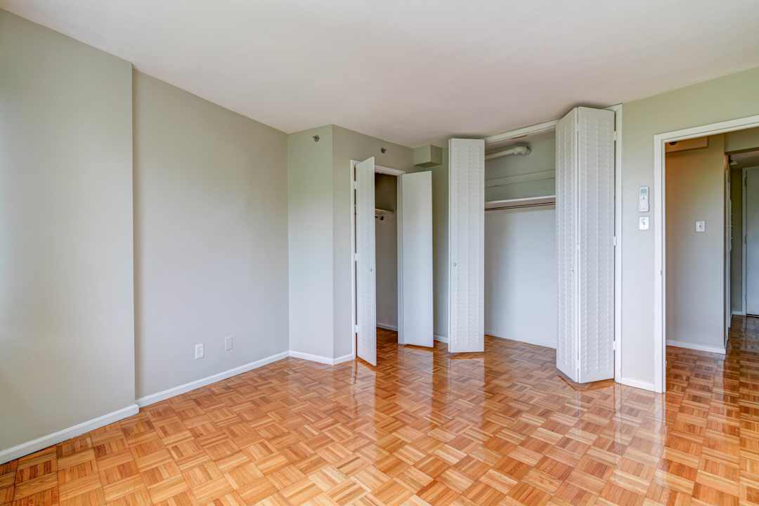 Barclay On Beacon 1530 Beacon St Brookline Ma Apartments For Rent Rent Com