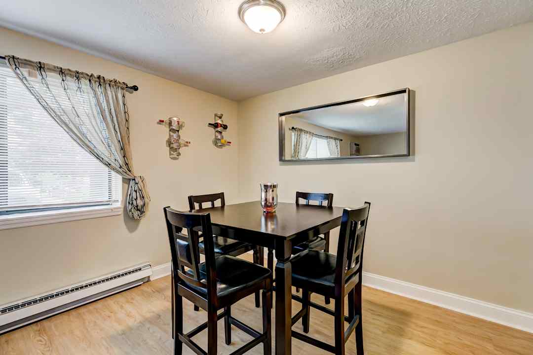The Flats At Fox Hill Apartments - Monroeville Pa 15146