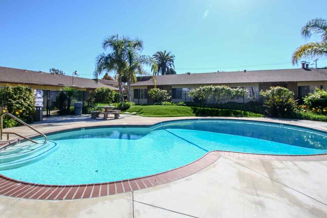huntington gardens apartments huntington beach ca 92649