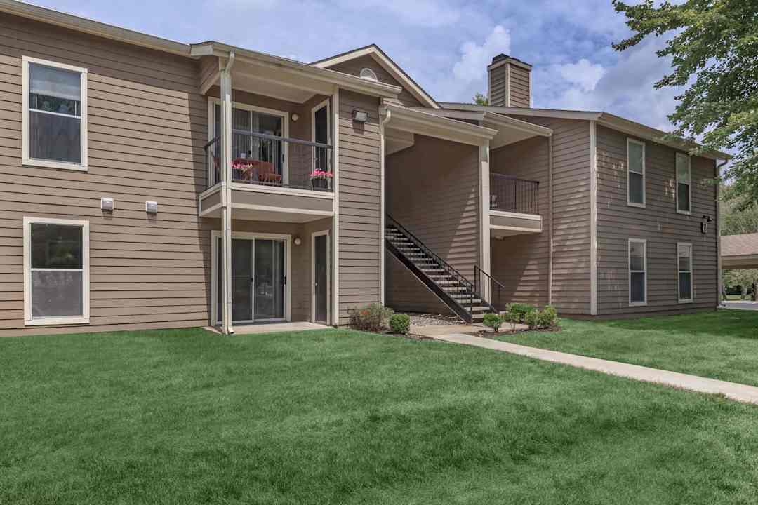 Trails At Lakeside 3836 Arbor Green Ln Indianapolis In Apartments For Rent Rent Com