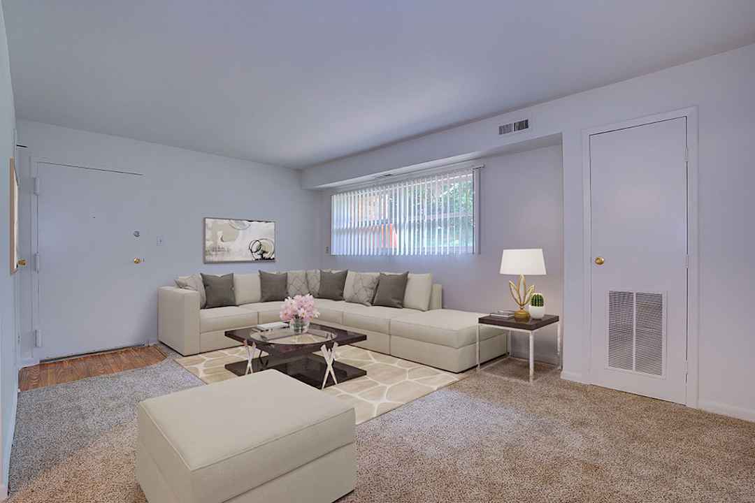 Sterlingwood Apartments 2215 Montauk Rd Nw Roanoke Va Apartments For Rent Rent Com