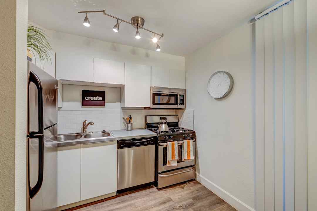 gio apartments phoenix az 85016