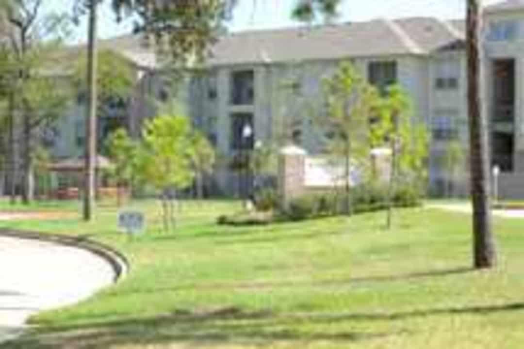 cornerstone village apartments houston tx 77014