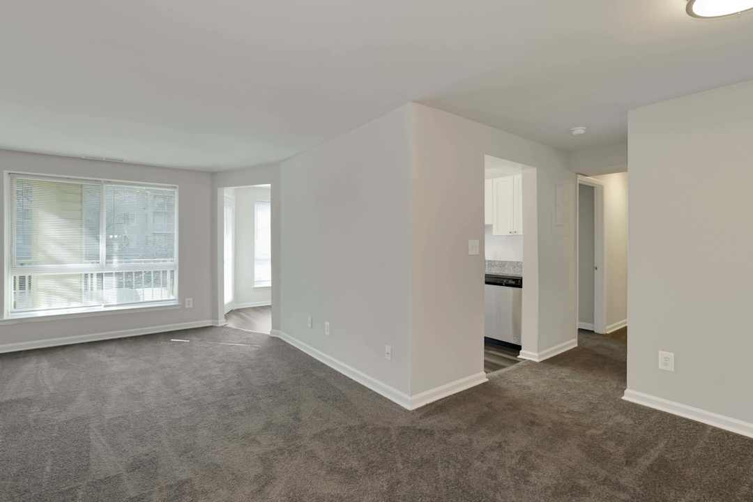 The Centre At Silver Spring 3310 Teagarden Cir Silver Spring Md Apartments For Rent Rent Com