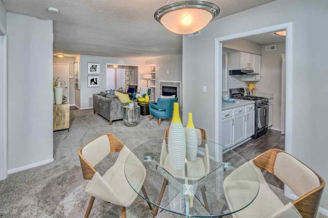 the madison apartments charlotte nc 28227