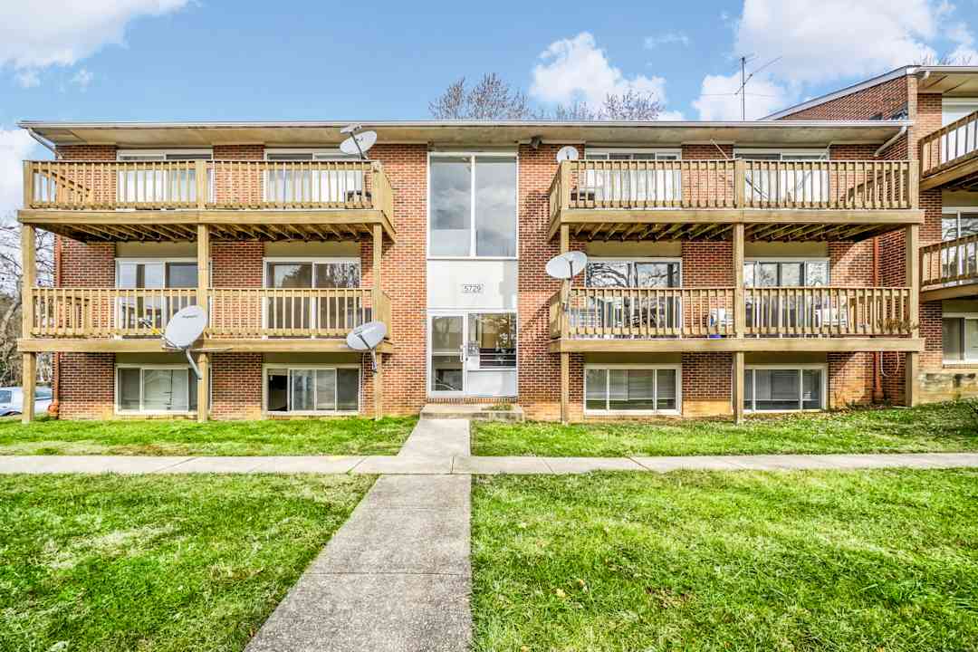 Hazelcrest 5717 Plainfield Ave Baltimore Md Apartments For Rent Rent Com