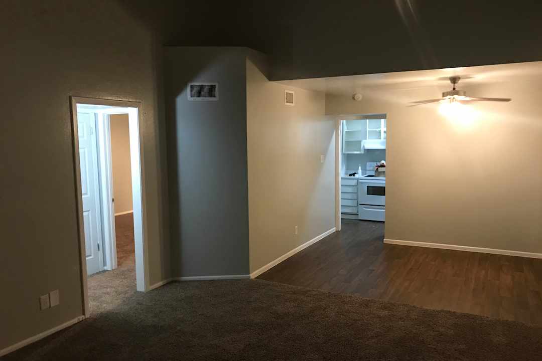 Bay Bluff Apartments 10333 Compton Rd Corpus Christi Tx Apartments For Rent Rent Com