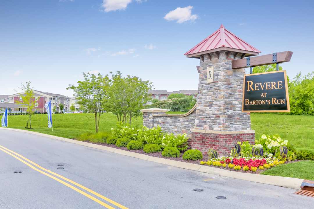 Revere At Bartons Run 100 Barton S Run Trace Lebanon Tn Apartments For Rent Rent Com