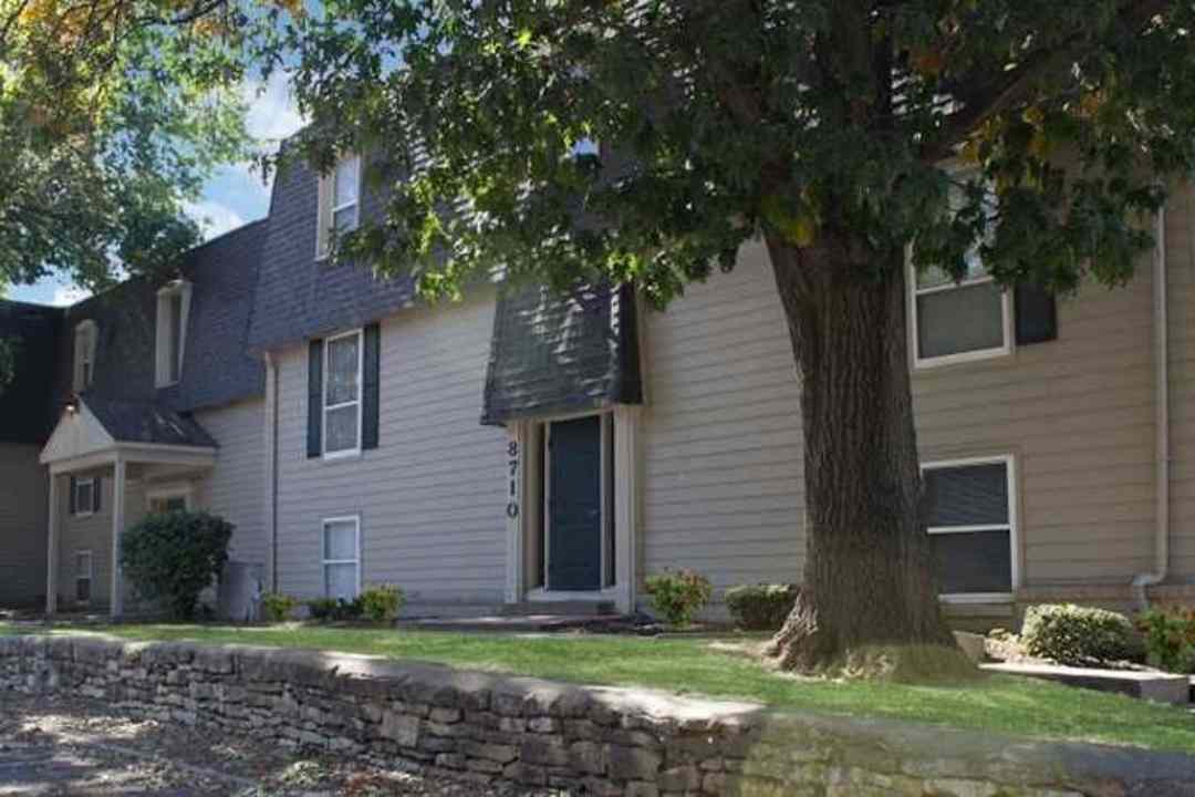 antioch crossing apartments overland park ks 66212