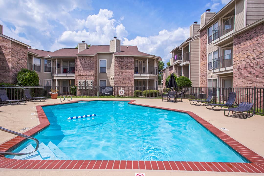 Preston Place Apartments - Bossier City, LA 71111