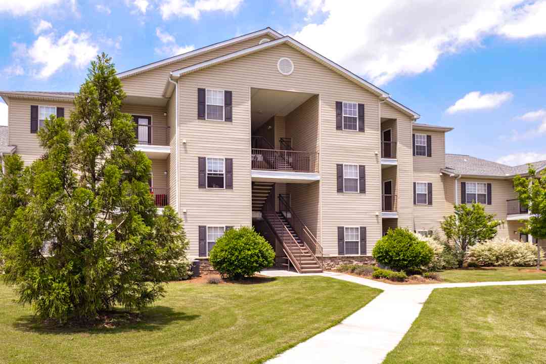 Houston Lake Apartment Community - Kathleen Ga 31047