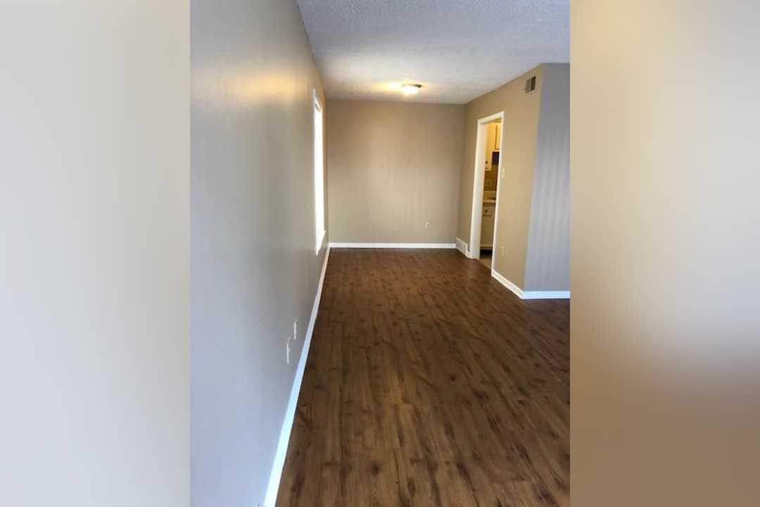 Woodtrail 3612 Spottswood Memphis Tn Apartments For Rent Rent Com