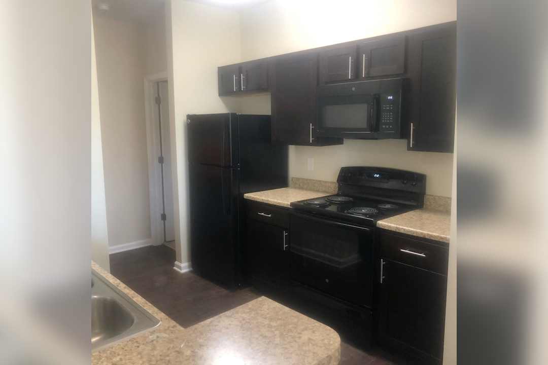 Fieldstone Apartment Homes 3333 Hacks Cross Rd Memphis Tn Apartments For Rent Rent Com