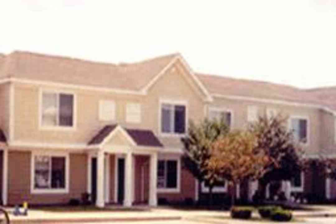 meadow wood of pella apartments pella ia 50219