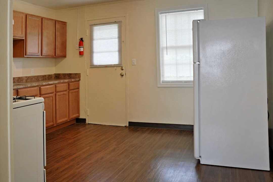 ingleside square apartments norfolk va 23502