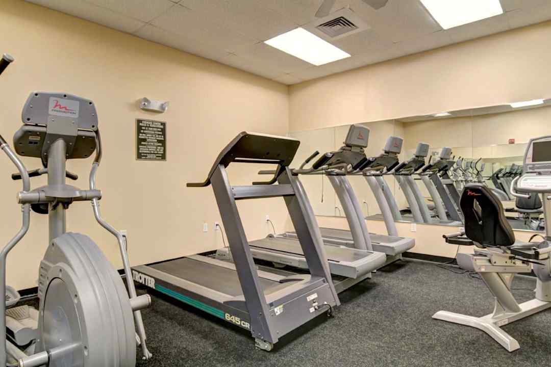 la fitness cranston reviews