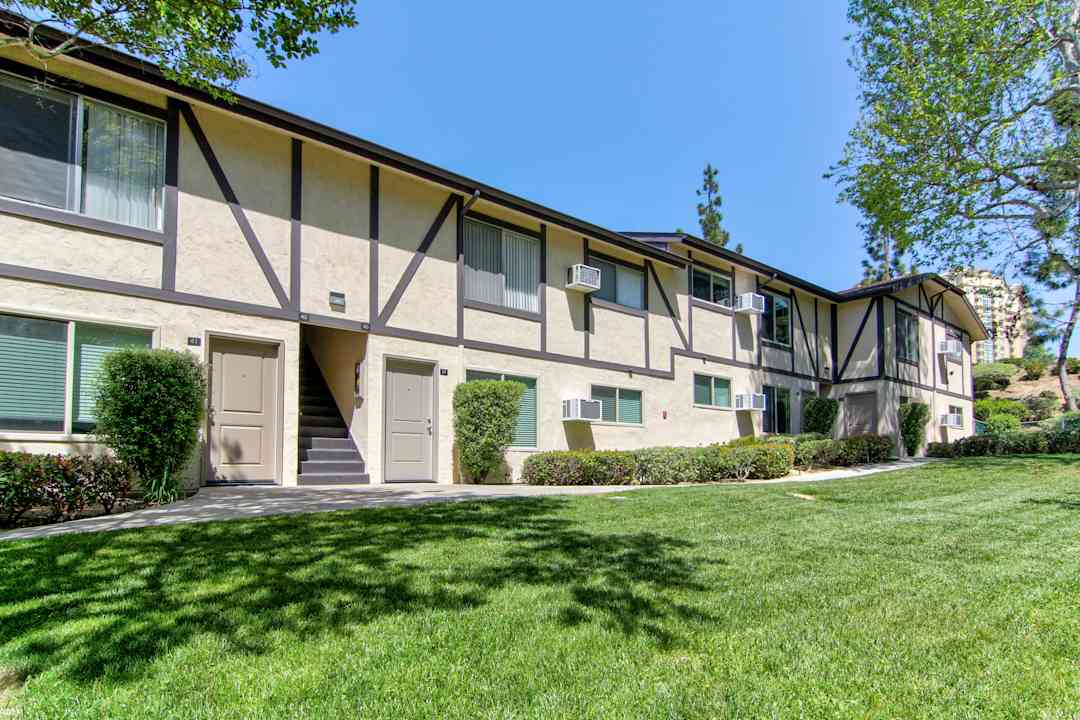 La Jolla View Apartments San Diego, CA 92122