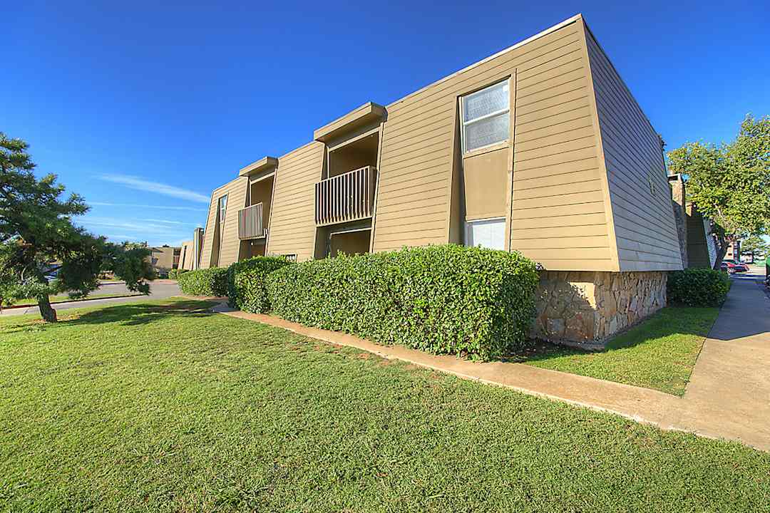 hefner hollow 6708 w wilshire blvd oklahoma city ok apartments for rent rent com