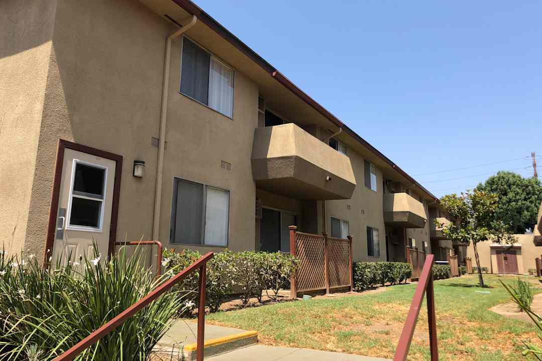 el dorado of fullerton apartments fullerton ca 92831