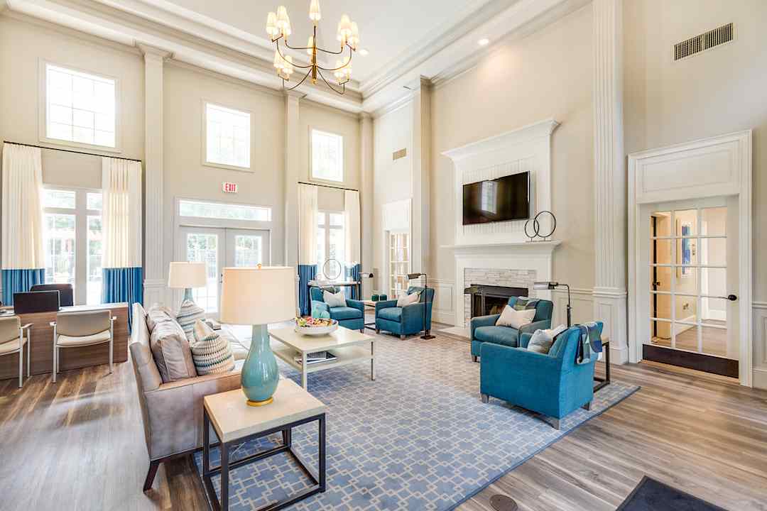 Crowne At James Landing 4610 Crowne Lake Cir Jamestown, NC