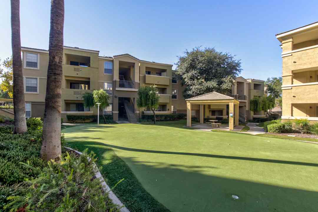 stone canyon apartments riverside