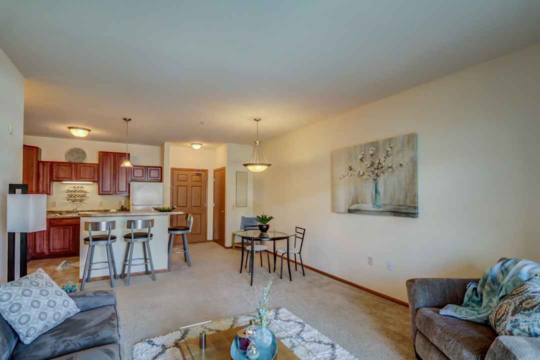 Autumncreek 5110 Autumn Leaf Ln Madison Wi Apartments For Rent Rent Com