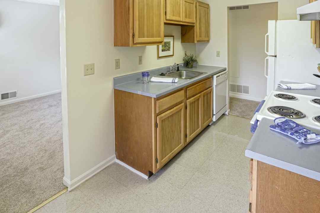 crimson heights apartments albion ny 14411