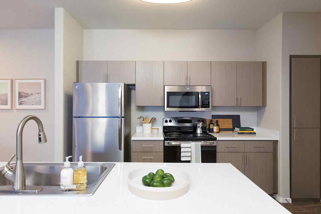 adobe ridge apartments glendale az 85308