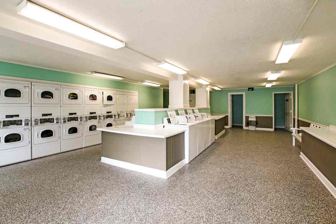 sumter square 613 charleston rd raleigh nc apartments for rent rent com