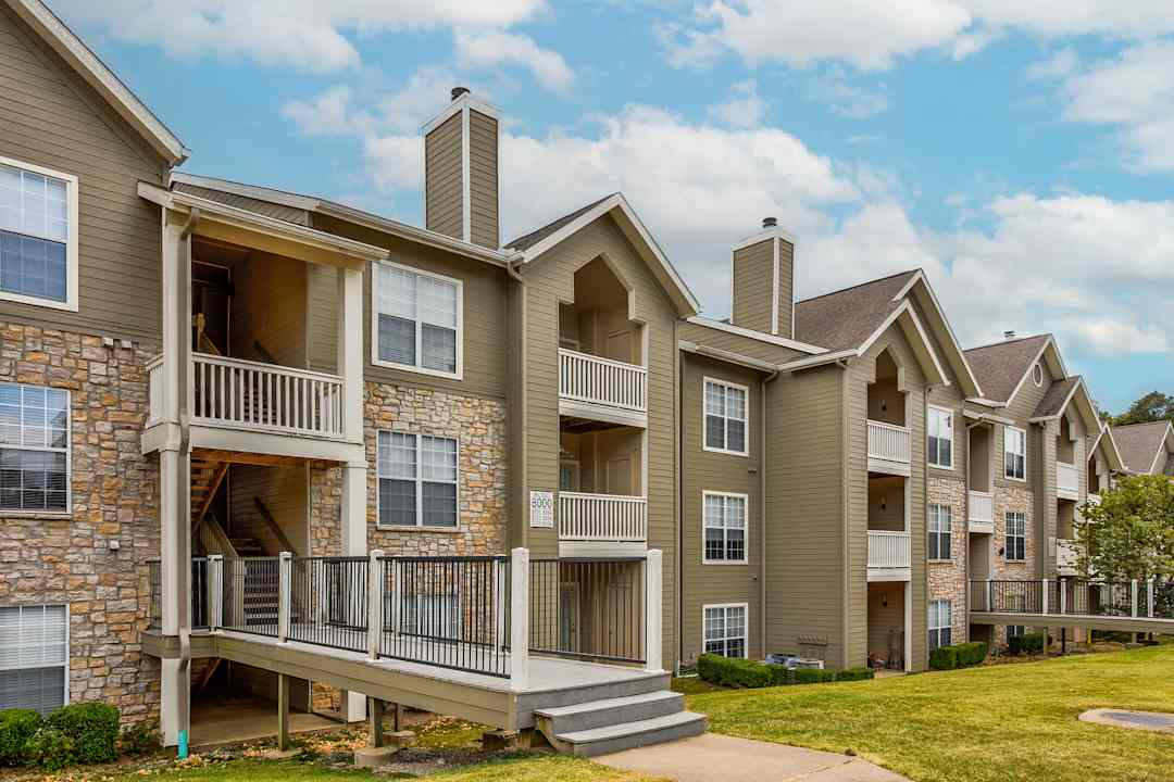 Chenal Commons Apartments Little Rock, AR 72223