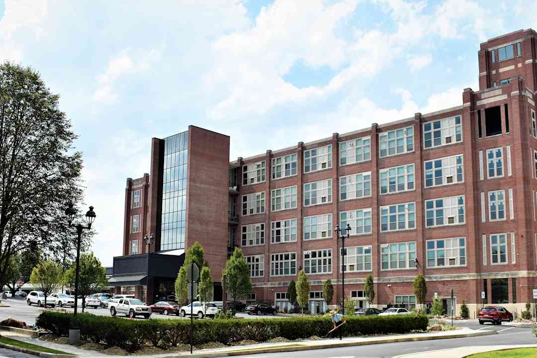 The Metropolitan 1001 Hill Ave Wyomissing, PA Apartments for Rent